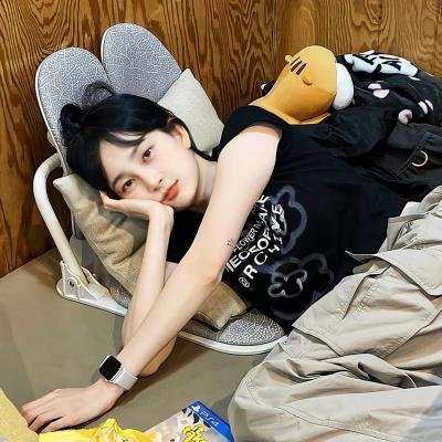 穿成绝嗣帝王唯一幼崽被团宠了